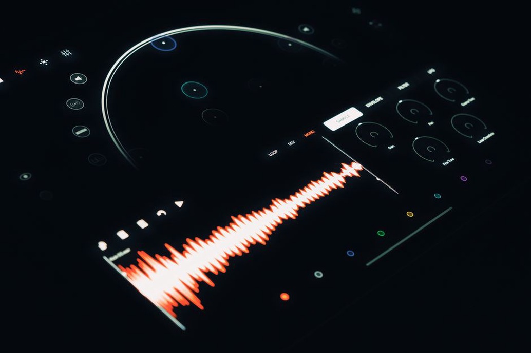 abstract visualization of sound waves in motion