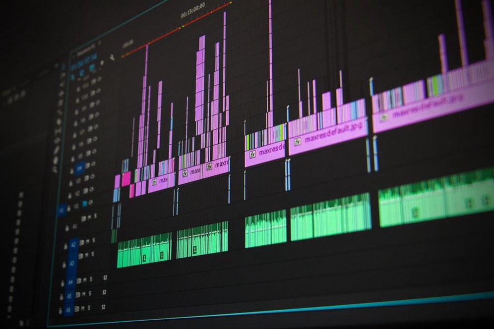 waveform view of a raw noise recording on a computer screen