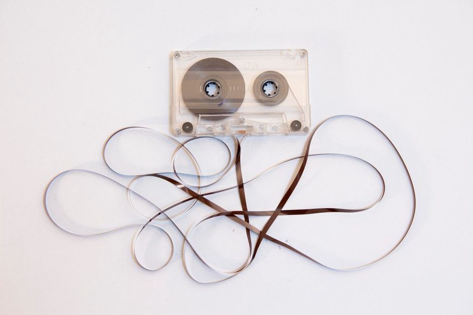 A recorder and cables arranged for close sound work