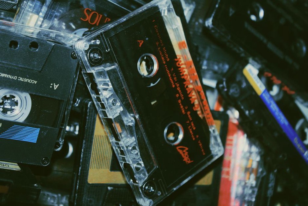 Small-run tapes arranged among independent releases