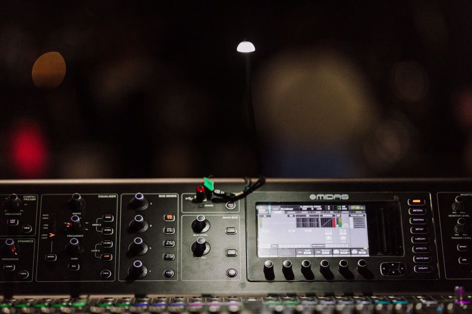 A compact sound setup between live sets